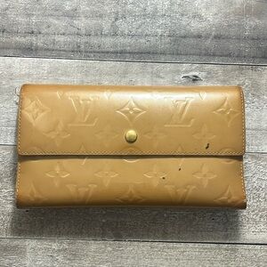 LOUIS VUITTON Bronze Vernis Monogram Porte Tresor Long Wallet